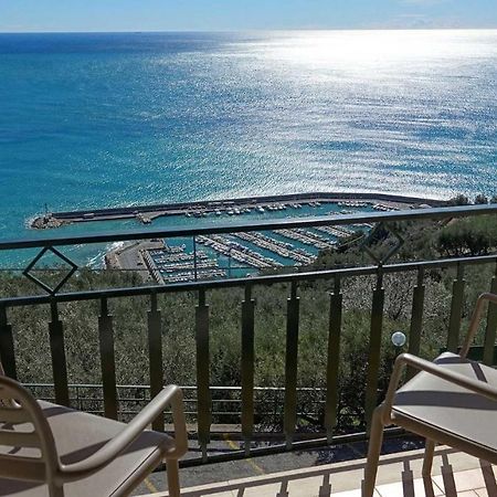 Hotel Rosita Finale Ligure Zewnętrze zdjęcie