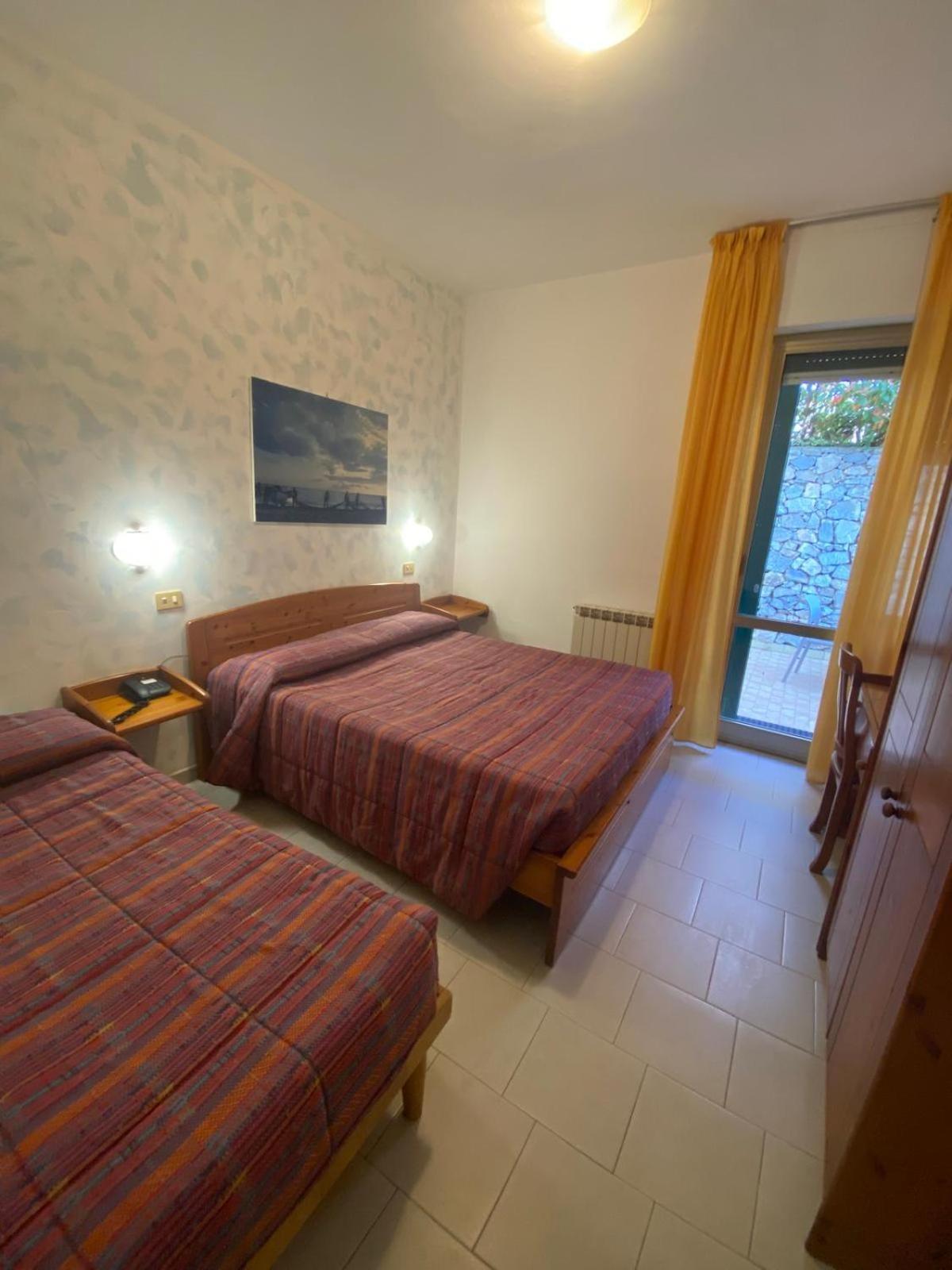 Hotel Rosita Finale Ligure Zewnętrze zdjęcie